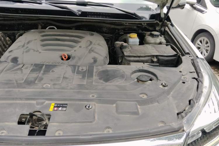 Used Haval H9 2022 2.0T Gasoline 4x4 Smart Enjoyment Version 5 Seats Engine Bay Left