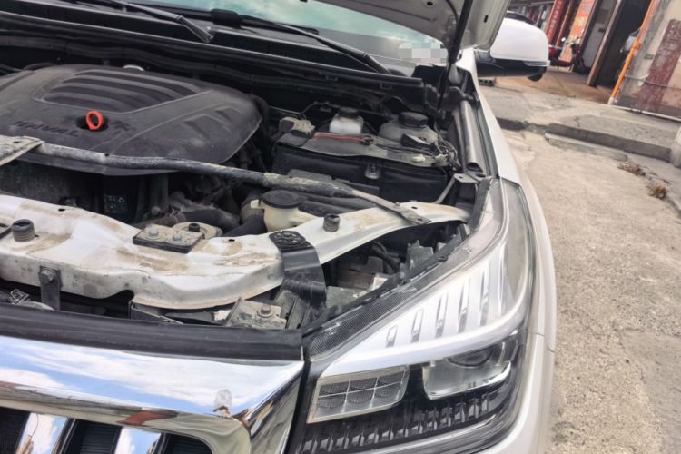 Used Haval H9 2022 2.0T Gasoline 4x4 Premium 5-Seater Engine Bay Left