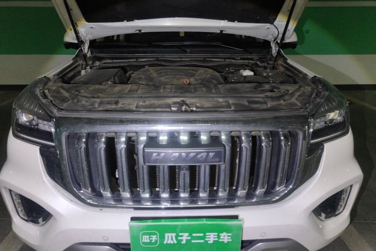 Used Haval H9 2022 2.0T Gasoline All-Wheel-Drive Versatile 5-Seater Engine Bay