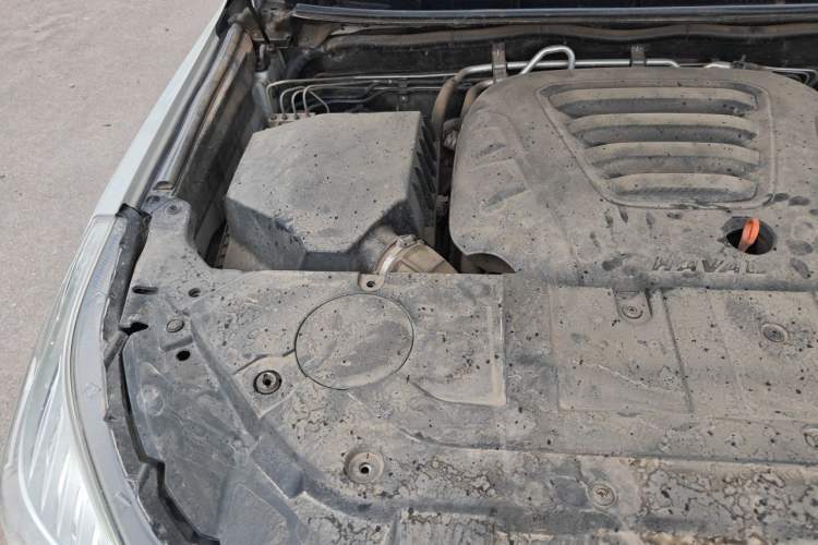 Used Haval H9 2022 2.0T Gasoline 4x4 Luxury 7-Seater Engine Bay Right