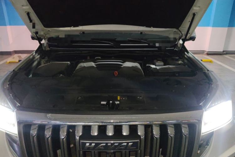 Used Haval H9 2022 2.0T Gasoline 4x4 Premium 5-Seater Engine Bay