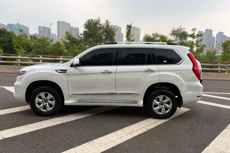 Used Haval H9 2022 2.0T Gasoline 4x4 Comfort Version 7 Seats Exterior 3