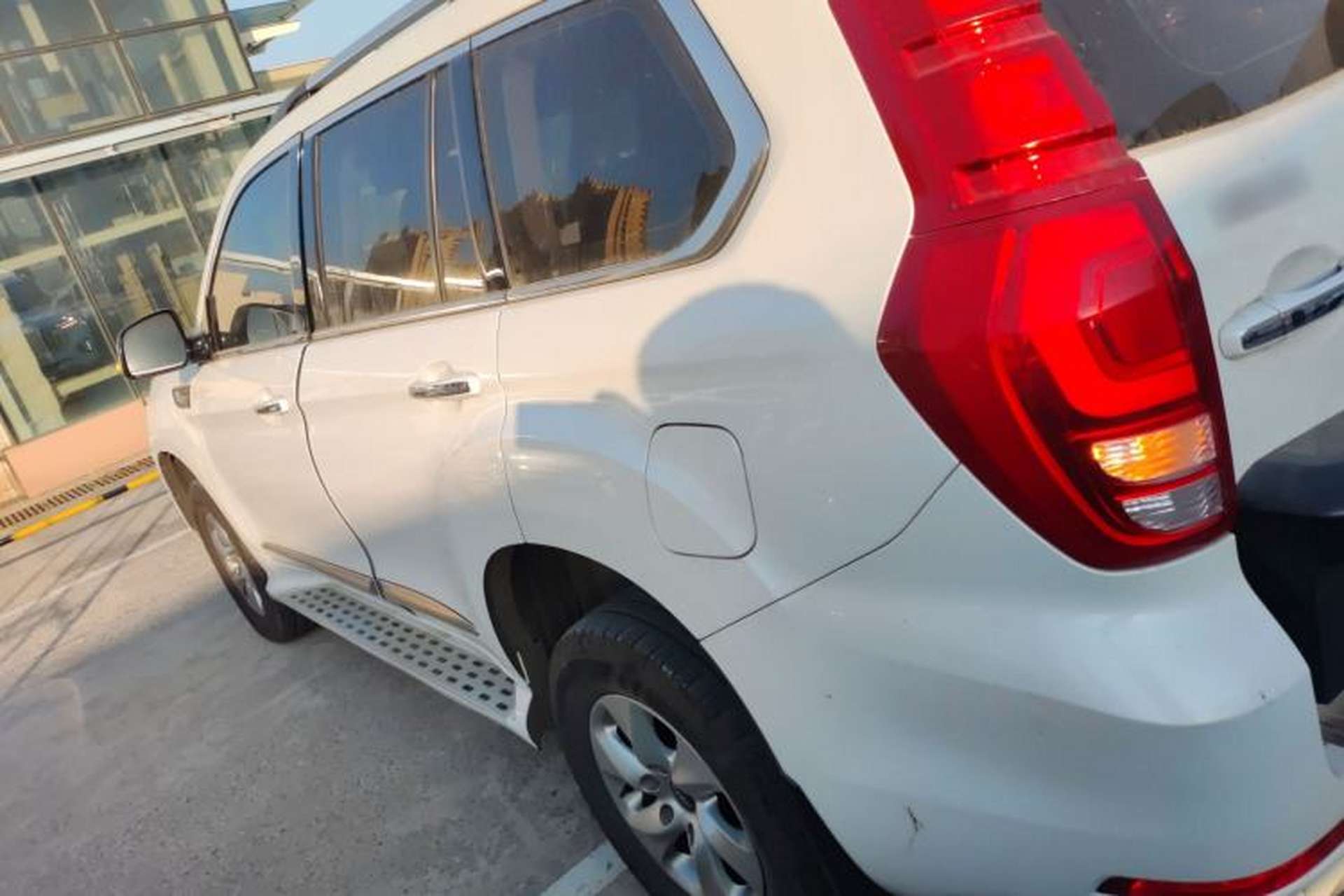 Used Haval H9 2022 2.0T Gasoline 4x4 Elite Model 5 Seats Exterior 3