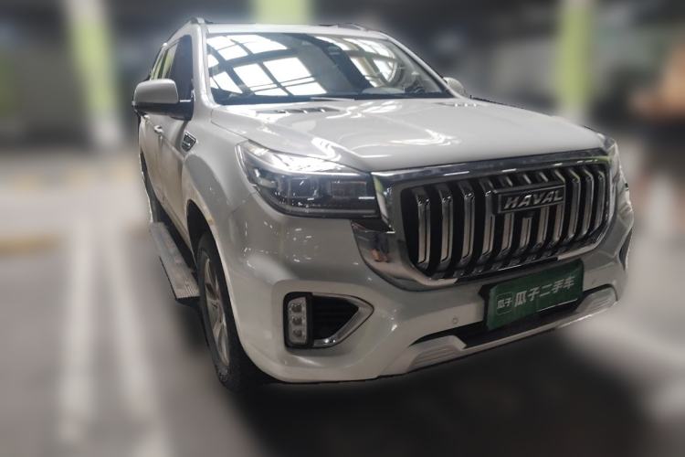 Used Haval H9 2022 2.0T Gasoline 4x4 Premium 5-Seater Front Right 45 Deg