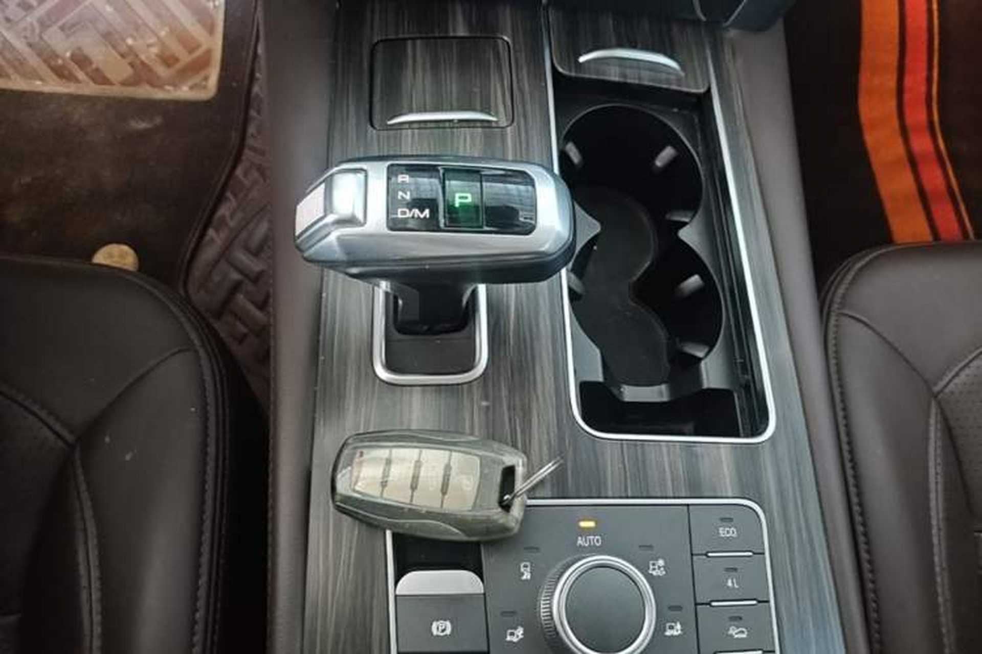 Used Haval H9 2022 2.0T Gasoline 4x4 Smart Enjoyment Version 5 Seats Gear Lever