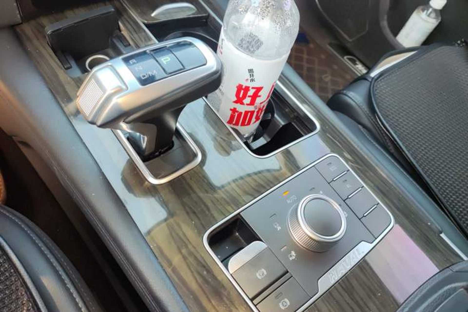 Used Haval H9 2022 2.0T Gasoline 4x4 Elite Model 5 Seats Gear Lever