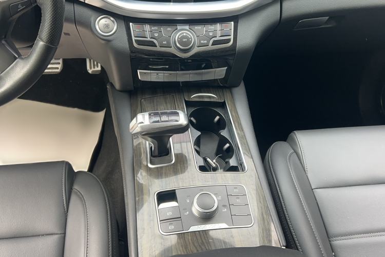 Used Haval H9 2022 2.0T Gasoline 4x4 Elite Model 5 Seats Gear Lever