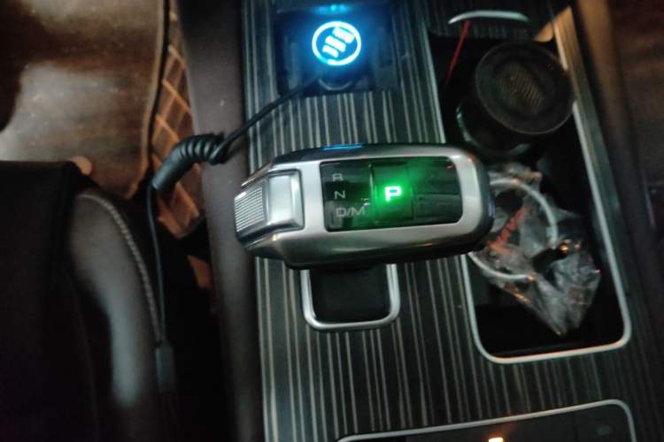 Used Haval H9 2022 2.0T Gasoline 4x4 Premium 5-Seater Gear Lever