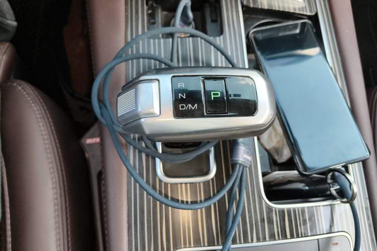 Used Haval H9 2022 2.0T Gasoline All-Wheel-Drive Versatile 5-Seater Gear Lever