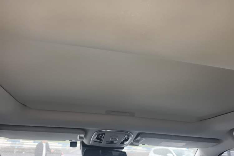 Used Haval H9 2022 2.0T Gasoline 4x4 Comfort Version 7 Seats Headliner