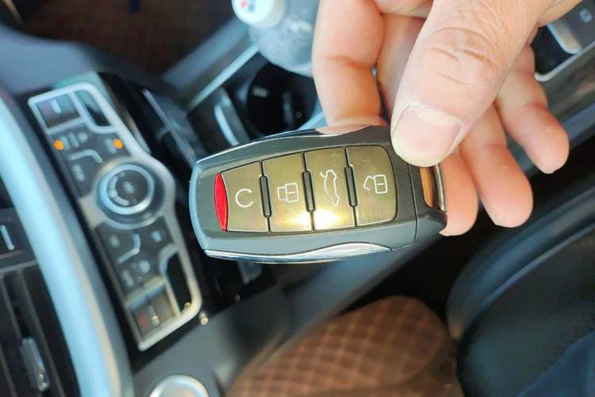 Used Haval H9 2022 2.0T Gasoline 4x4 Elite Model 5 Seats Interior 1