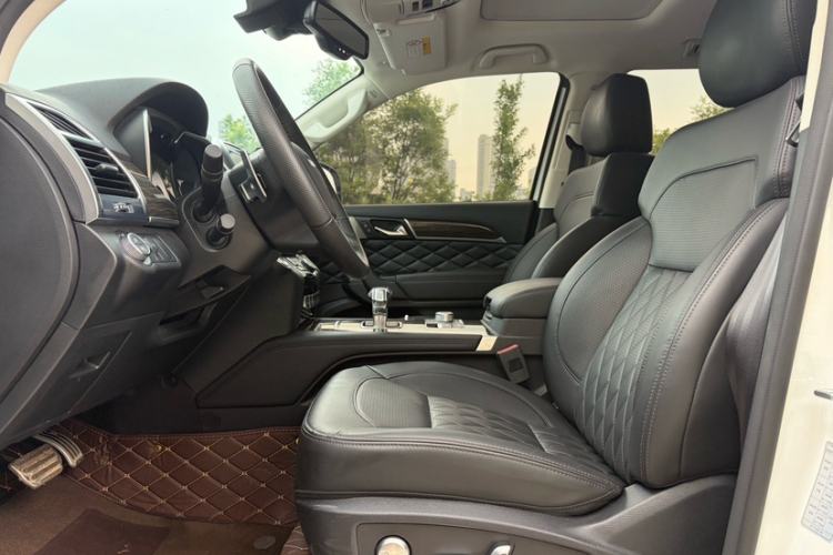 Used Haval H9 2022 2.0T Gasoline 4x4 Comfort Version 7 Seats Interior 2