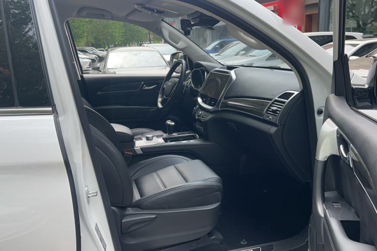 Used Haval H9 2022 2.0T Gasoline 4x4 Elite Model 5 Seats Interior 3