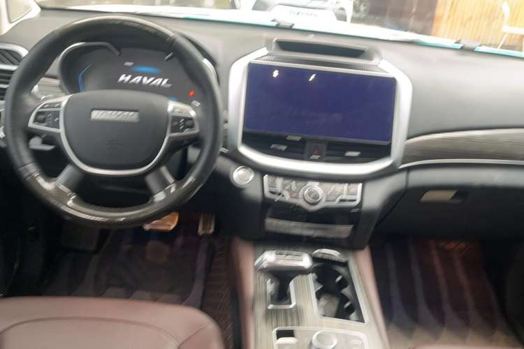 Used Haval H9 2022 2.0T Gasoline 4x4 Luxury 7-Seater Interior 3