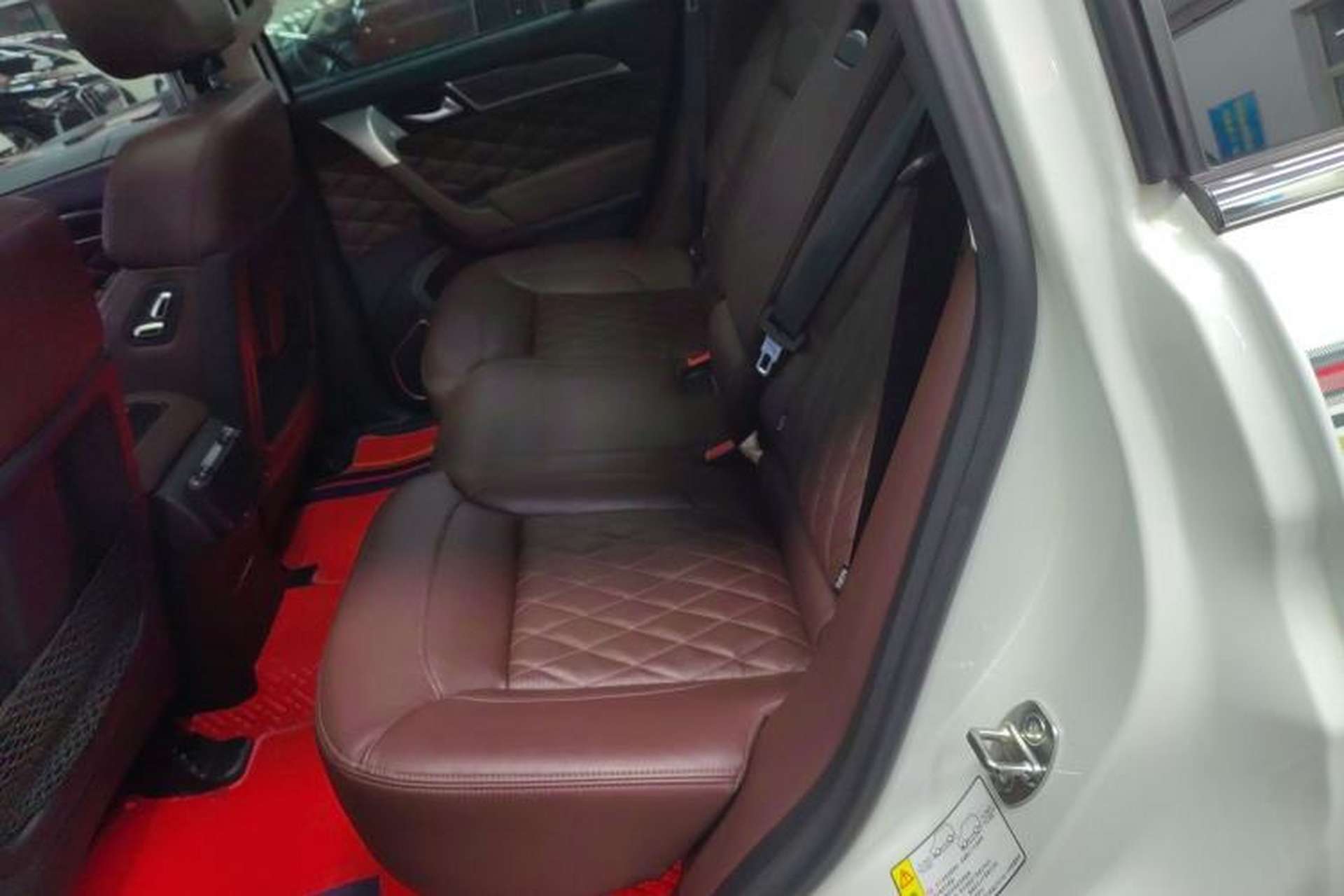 Used Haval H9 2022 2.0T Gasoline 4x4 Premium 5-Seater Left Rear Seat