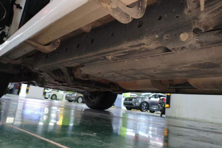 Used Haval H9 2022 2.0T Gasoline 4x4 Elite Model 5 Seats Left Side Sill