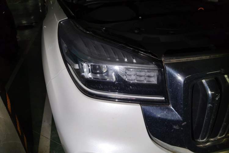 Used Haval H9 2022 2.0T Gasoline 4x4 Comfort Version 7 Seats Right Front Headlight