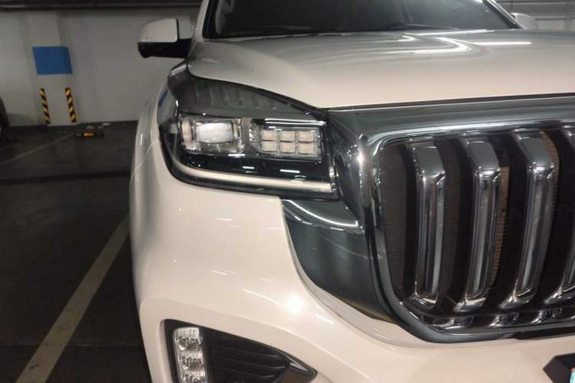 Used Haval H9 2022 2.0T Gasoline 4x4 Smart Enjoyment Version 5 Seats Right Front Headlight