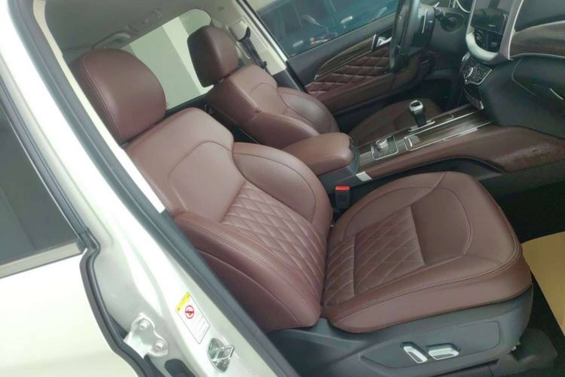 Used Haval H9 2022 2.0T Gasoline 4x4 Smart Enjoyment Version 5 Seats Right Front Seat