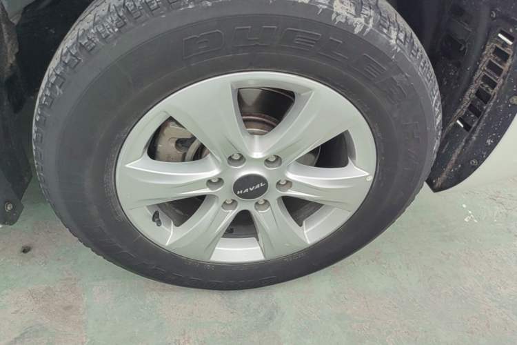 Used Haval H9 2022 2.0T Gasoline 4x4 Smart Enjoyment Version 5 Seats Right Front Wheel Hub