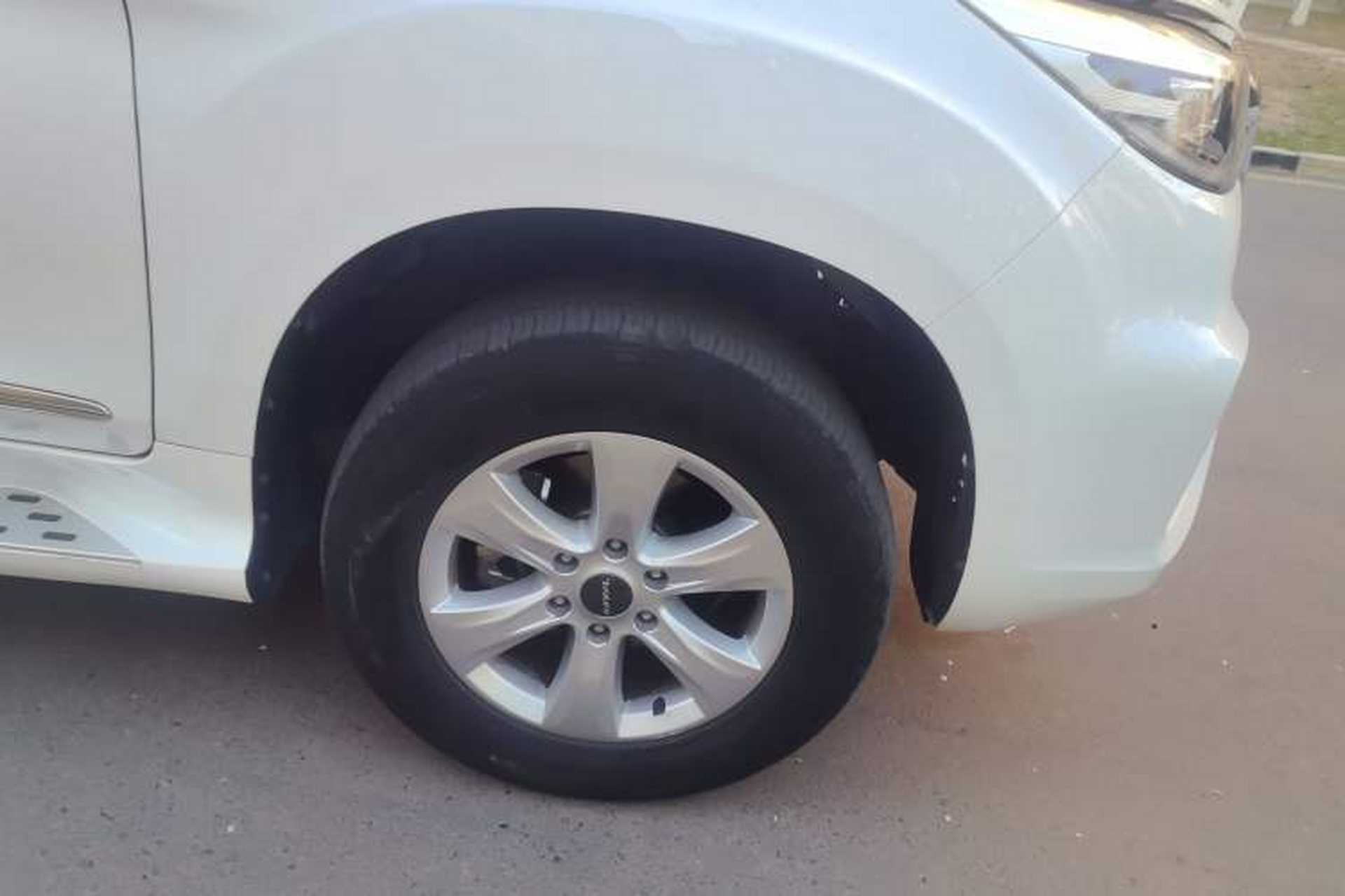 Used Haval H9 2022 2.0T Gasoline 4x4 Smart Enjoyment Version 5 Seats Right Front Wheel Hub