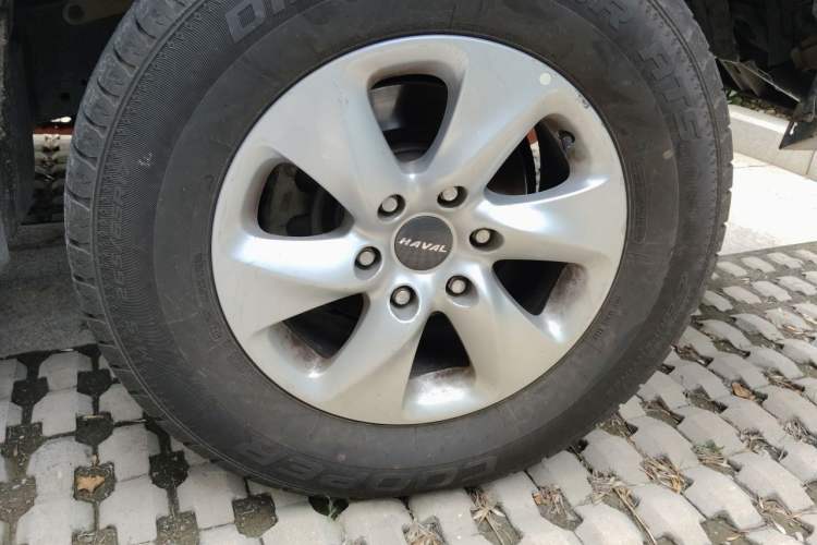 Used Haval H9 2022 2.0T Gasoline 4x4 Smart Enjoyment Version 5 Seats Right Front Wheel Hub