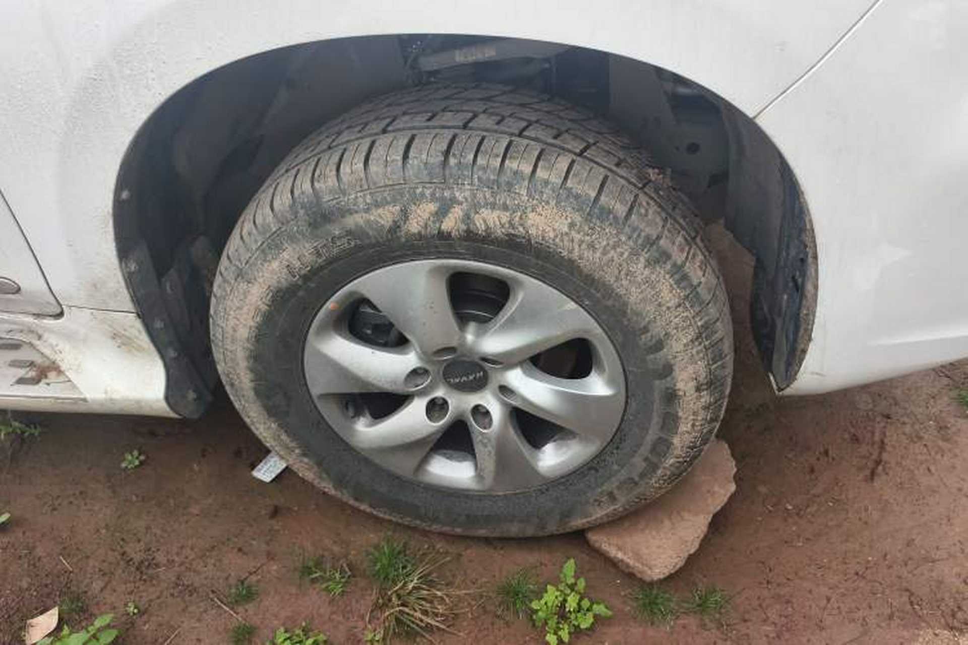 Used Haval H9 2022 2.0T Gasoline 4x4 Comfort Version 7 Seats Right Front Wheel Hub