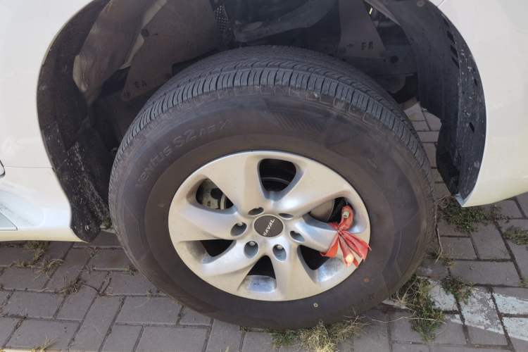 Used Haval H9 2022 2.0T Gasoline 4x4 Elite Model 5 Seats Right Front Wheel Hub