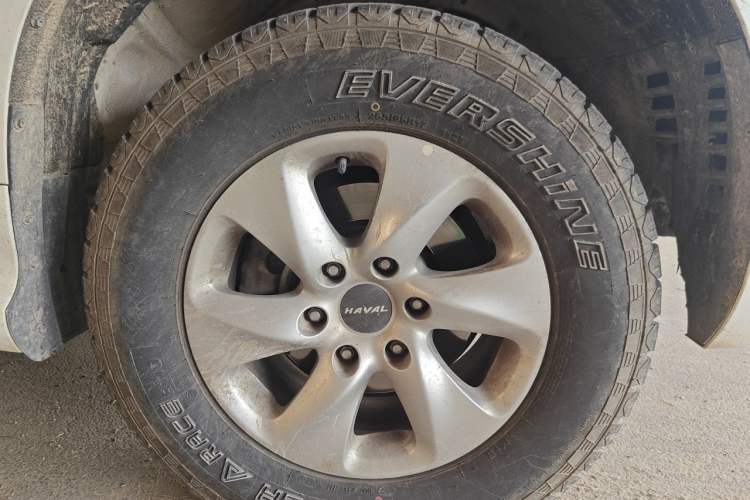Used Haval H9 2022 2.0T Gasoline 4x4 Comfort Version 7 Seats Right Front Wheel Hub