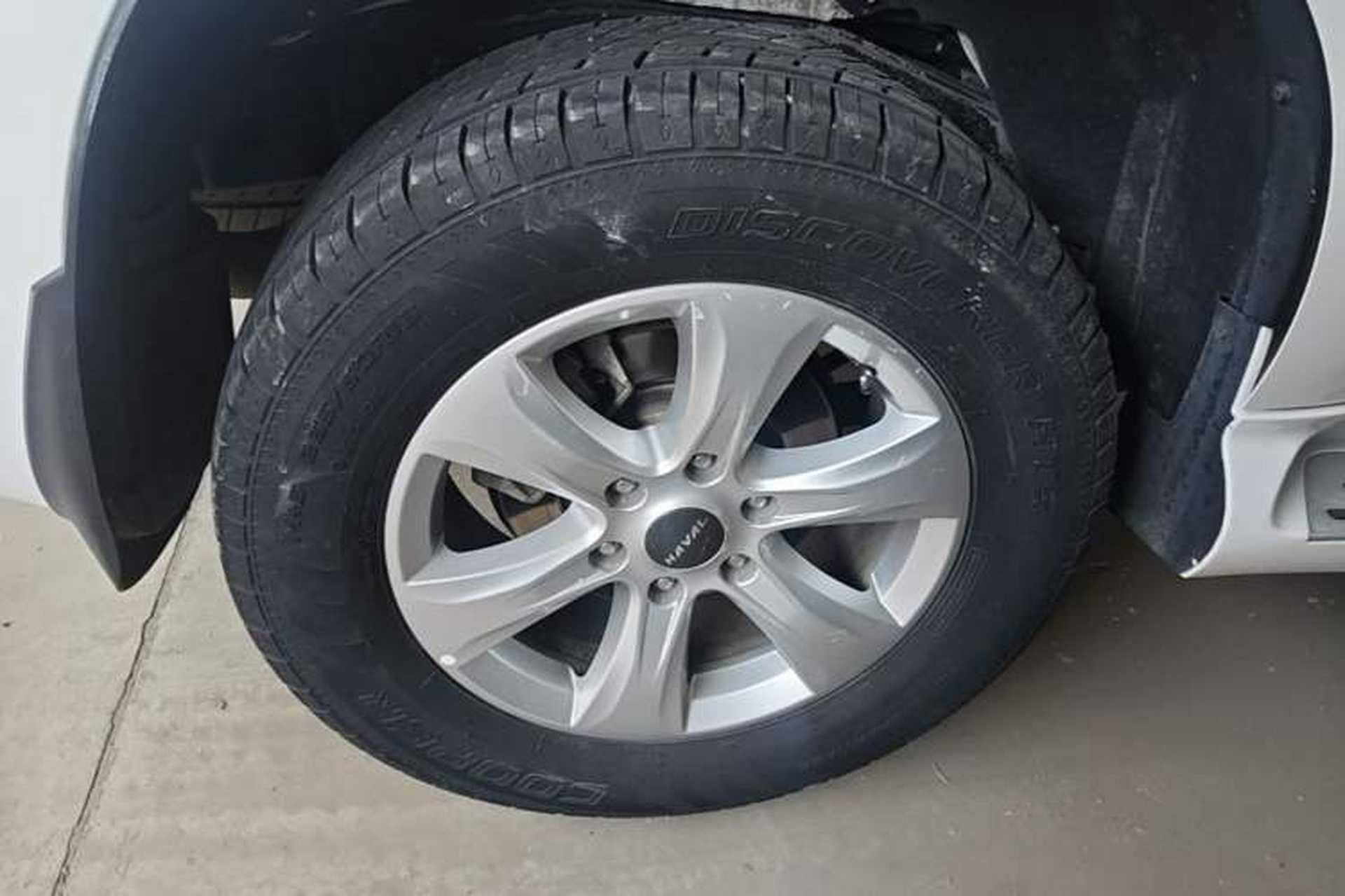 Used Haval H9 2022 2.0T Gasoline 4x4 Smart Enjoyment Version 5 Seats Right Rear Wheel Hub