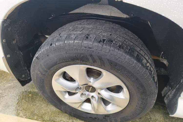 Used Haval H9 2022 2.0T Gasoline 4x4 Comfort Version 7 Seats Right Rear Wheel Hub