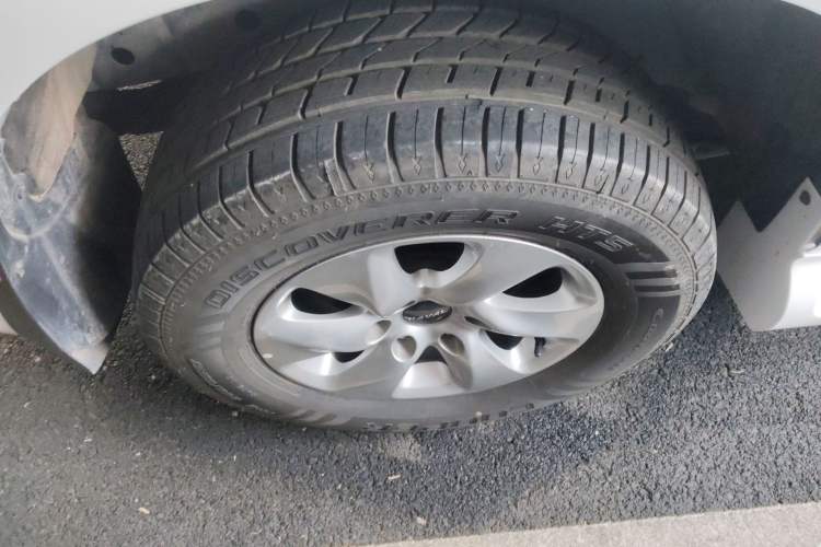 Used Haval H9 2022 2.0T Gasoline 4x4 Elite Model 5 Seats Right Rear Wheel Hub