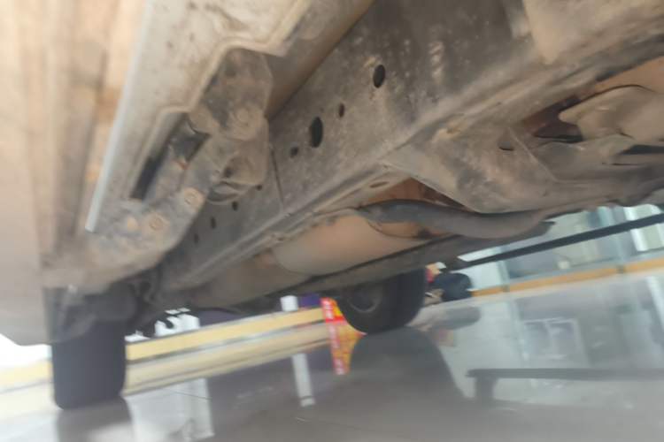 Used Haval H9 2022 2.0T Gasoline 4x4 Luxury 7-Seater Right Side Sill