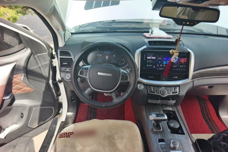 Used Haval H9 2022 2.0T Gasoline 4x4 Luxury 7-Seater Steering Wheel