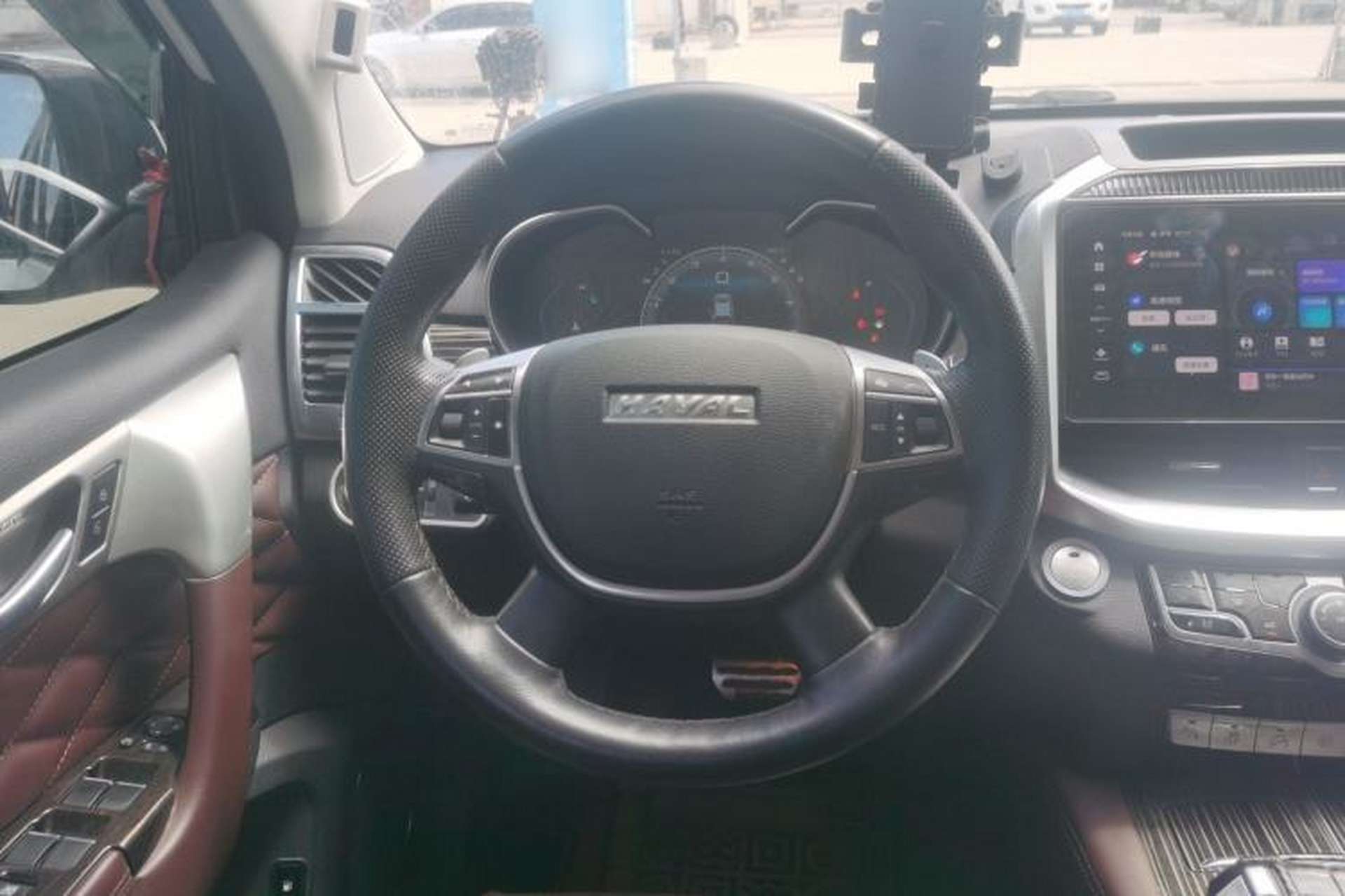 Used Haval H9 2022 2.0T Gasoline 4x4 Premium 5-Seater Steering Wheel