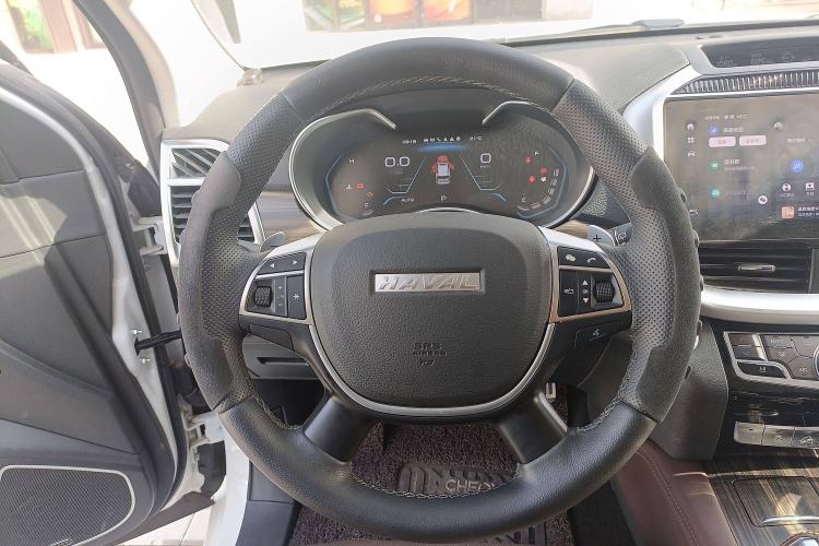 Used Haval H9 2022 2.0T Gasoline 4x4 Smart Enjoyment Version 5 Seats Steering Wheel