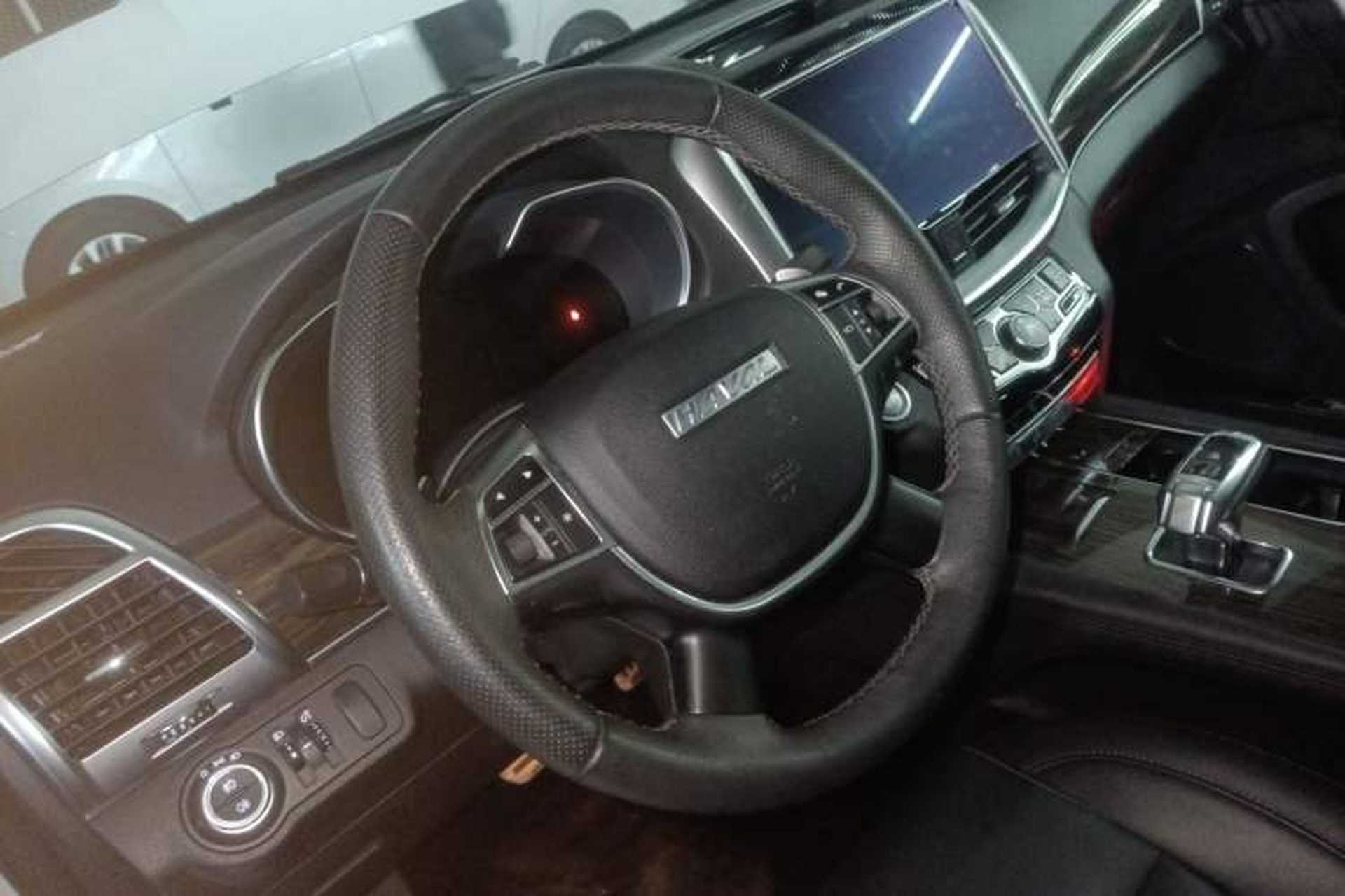 Used Haval H9 2022 2.0T Gasoline 4x4 Elite Model 5 Seats Steering Wheel