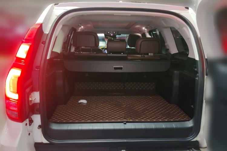 Used Haval H9 2022 2.0T Gasoline 4x4 Premium 5-Seater Trunk