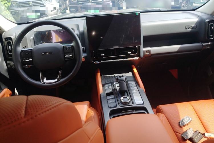 Used Haval H9 2024 2.4T Diesel 4x4 Extreme Edition Center Console