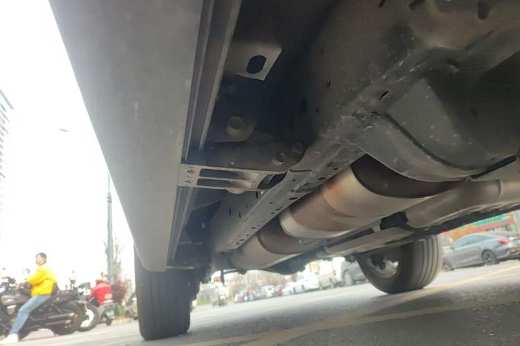 Used Haval H9 2024 2.0T Gasoline All-Wheel-Drive Extreme Edition Chassis Front Right