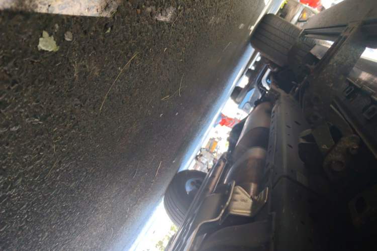 Used Haval H9 2024 2.0T Gasoline All-Wheel-Drive Extreme Edition Chassis Front Right