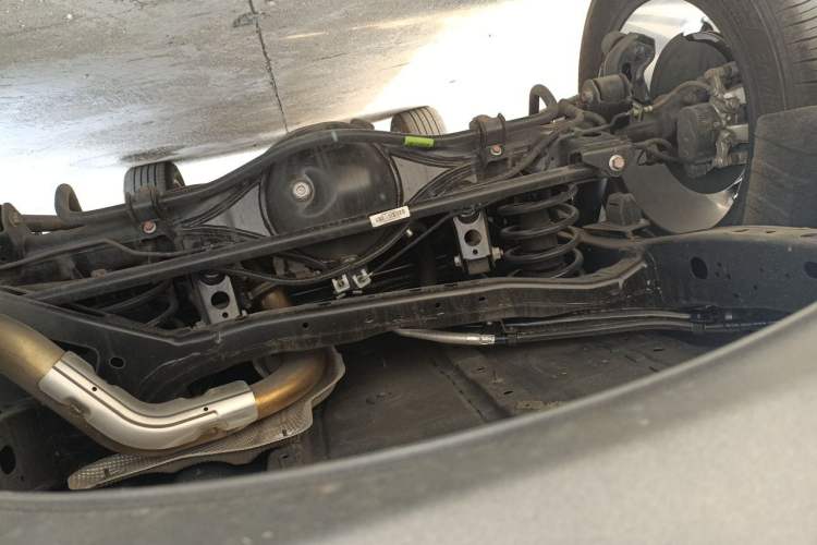 Used Haval H9 2024 2.0T Gasoline All-Wheel-Drive Extreme Edition Chassis Rear