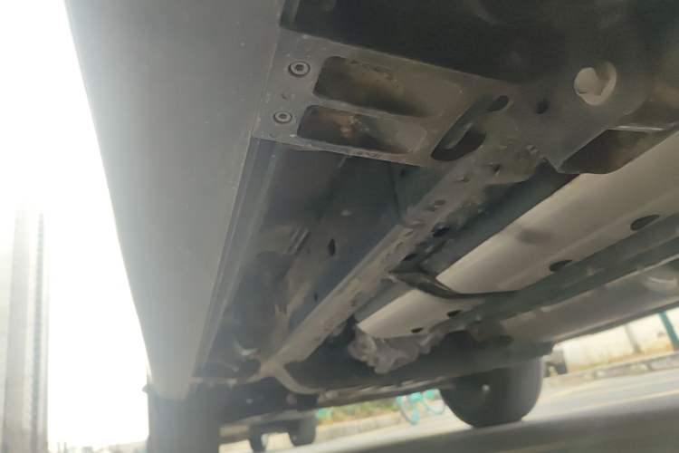 Used Haval H9 2024 2.0T Gasoline All-Wheel-Drive Extreme Edition Chassis Rear Left