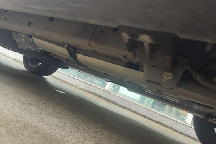 Used Haval H9 2024 2.0T Gasoline All-Wheel-Drive Extreme Edition Chassis Rear Left
