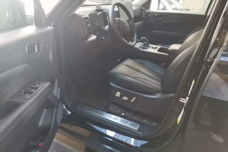 Used Haval H9 2024 2.4T Diesel 4x4 Extreme Edition Driver Seat
