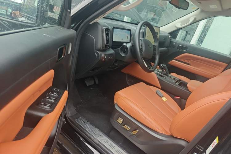 Used Haval H9 2024 2.0T Gasoline All-Wheel-Drive Extreme Edition Driver Seat