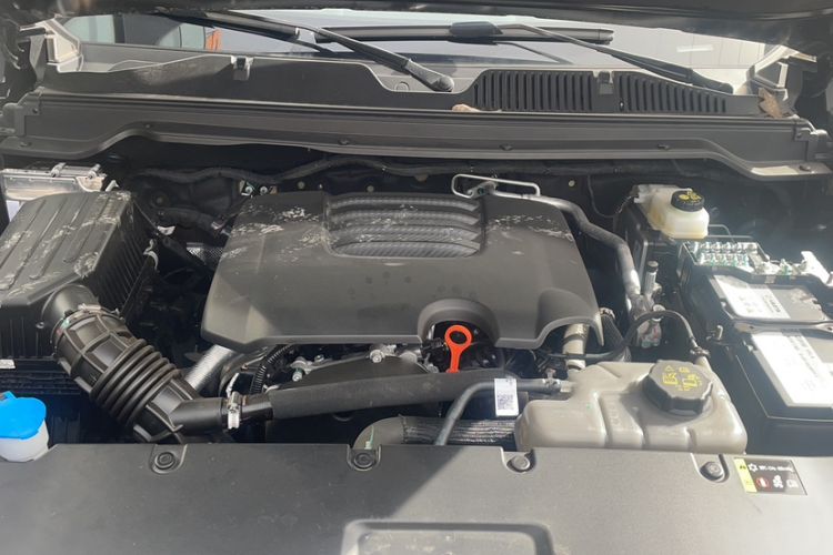 Used Haval H9 2024 2.0T Gasoline All-Wheel-Drive Extreme Edition Engine Bay