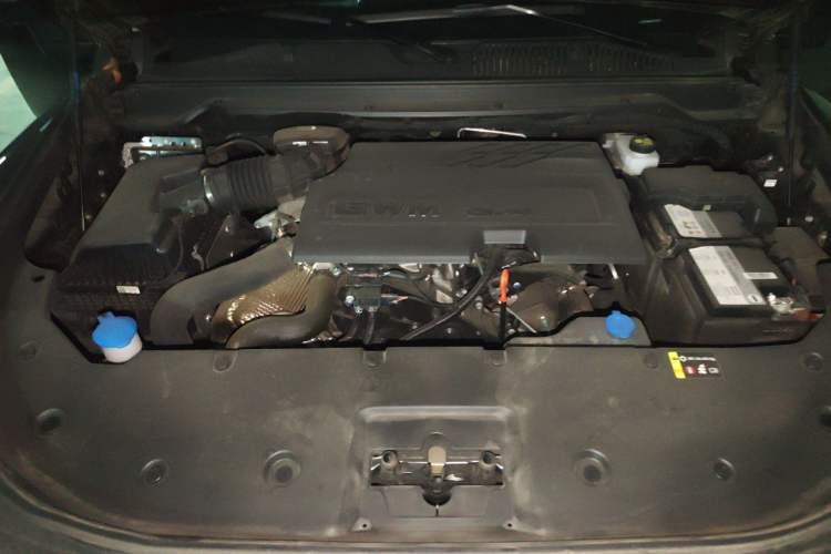 Used Haval H9 2024 2.4T Diesel 4x4 Extreme Edition Engine Bay