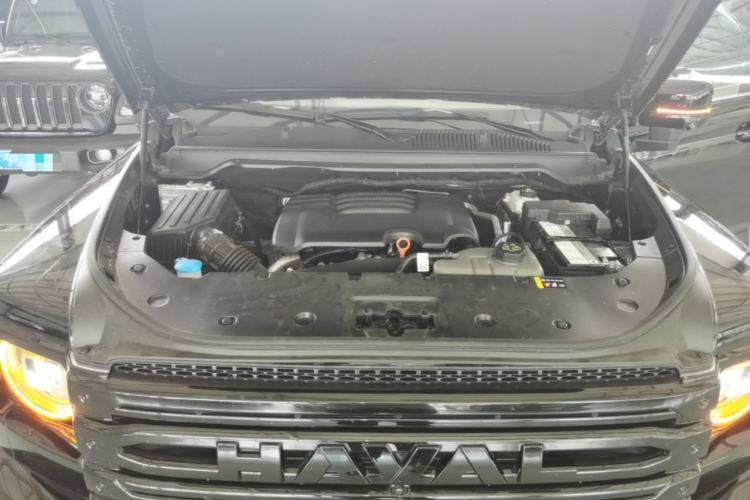 Used Haval H9 2024 2.0T Gasoline 4x4 Territory Edition Engine Bay