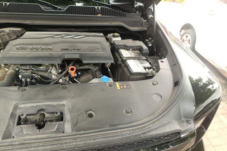 Used Haval H9 2024 2.4T Diesel 4x4 Extreme Edition Engine Bay Left